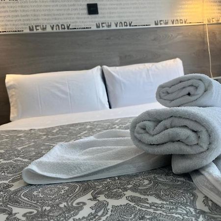 Fuencarral Rooms Мадрид Экстерьер фото